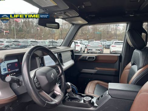 Used 2023 Ford Bronco Outer Banks w/ Sasquatch Package image 18