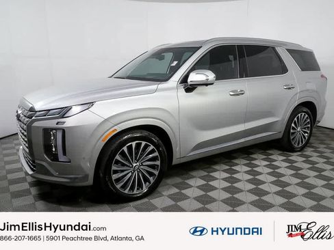 Used 2025 Hyundai Palisade Calligraphy image 7