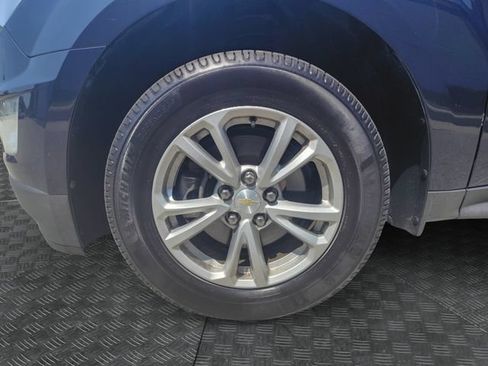 Used 2017 Chevrolet Equinox LT w/ Convenience Package FWD image 13