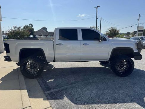Used 2018 GMC Sierra 1500 SLT AWD/4WD image 5