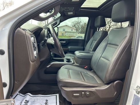 Used 2022 GMC Sierra 3500 Denali w/ Denali Ultimate Package image 22