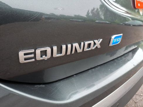 Used 2018 Chevrolet Equinox Premier image 4