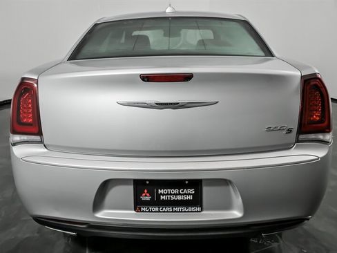 Used 2020 Chrysler 300 S image 10