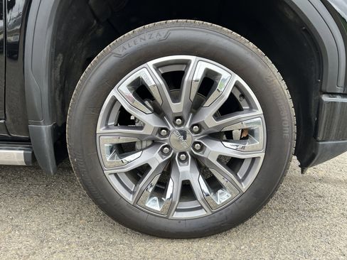 Used 2023 GMC Sierra 1500 Denali w/ Denali Reserve Package image 10