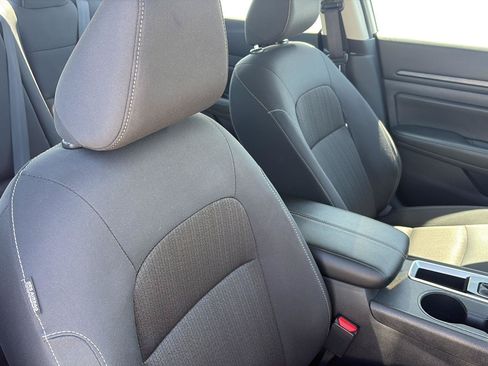 Used 2025 Nissan Altima 2.5 SV FWD image 24