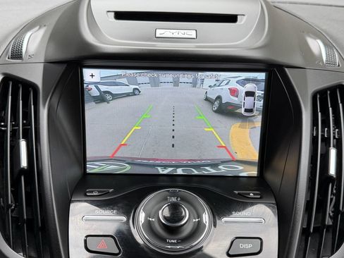 Used 2017 Ford Escape Titanium w/ Equipment Group 301A AWD/4WD image 27