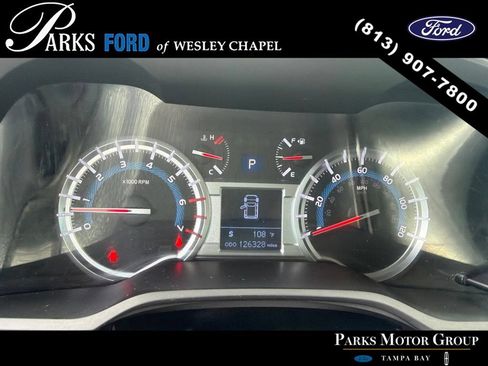 Used 2015 Toyota 4Runner SR5 Premium AWD/4WD image 4