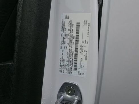 Used 2022 Ford Escape SE w/ Cold Weather Package image 18