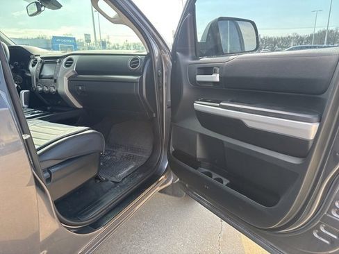 Used 2018 Toyota Tundra SR5 w/ TRD Off Road Package image 23
