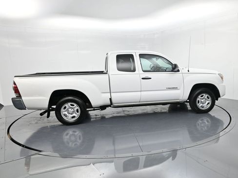 Used 2012 Toyota Tacoma 2WD Access Cab image 8