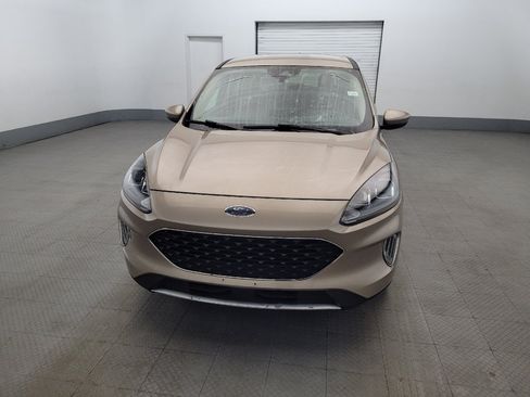 Used 2020 Ford Escape SE FWD image 15
