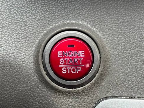 Used 2017 Honda Odyssey EX-L image 12
