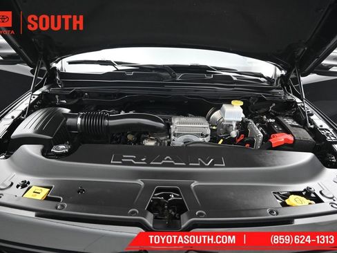 Used 2021 RAM 1500 Big Horn AWD/4WD image 32
