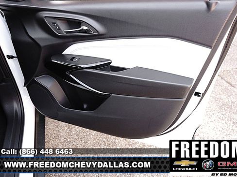 New 2026 Chevrolet Trax LT w/ Midnight Edition image 37