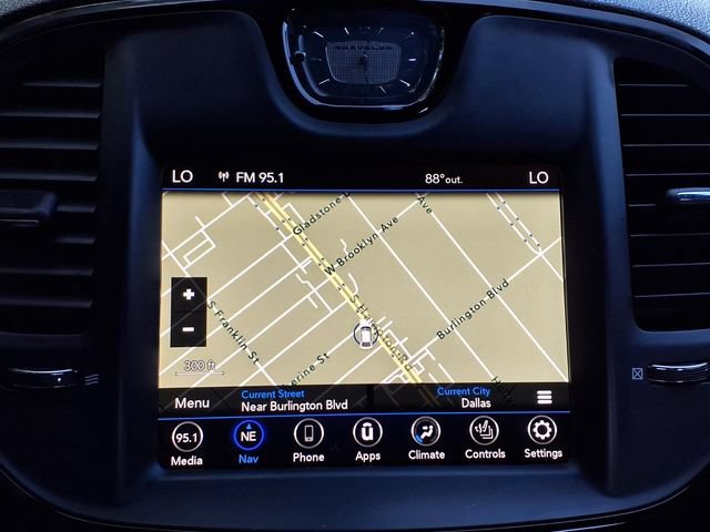 Used 2023 Chrysler 300 S RWD image 13