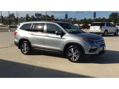 Used 2017 Honda Pilot EX-L image 2