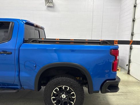 Used 2022 Chevrolet Silverado 1500 ZR2 w/ Technology Package AWD/4WD image 13