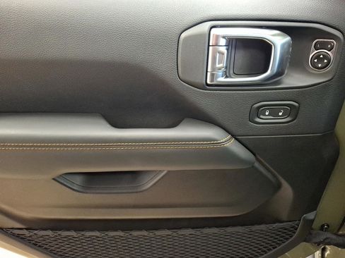 New 2025 Jeep Wrangler Unlimited Rubicon 392 image 7