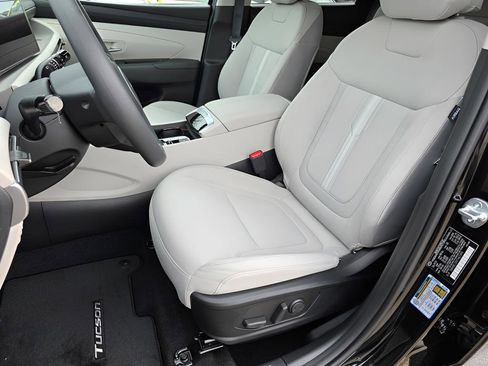 New 2026 Hyundai Tucson SEL image 13