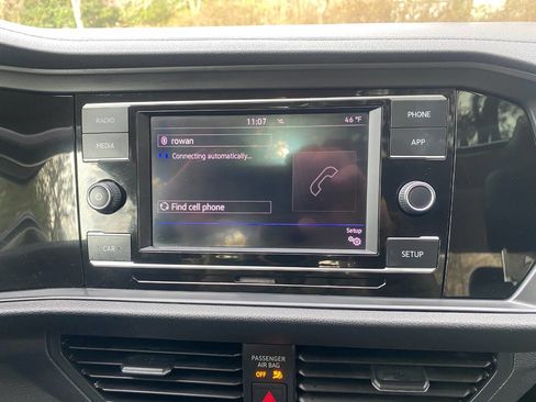 Used 2019 Volkswagen Jetta SE image 22