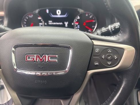 Used 2022 GMC Acadia Denali w/ Denali Technology Package AWD/4WD image 15