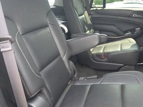 Used 2018 Chevrolet Tahoe LT AWD/4WD image 18