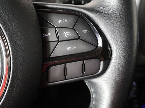 Used 2020 Jeep Renegade Altitude AWD/4WD image 37