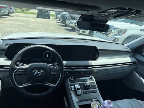 Used 2025 Hyundai Palisade SEL FWD image 9