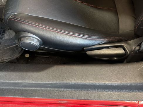 Used 2016 MAZDA MX-5 Miata Grand Touring RWD image 26