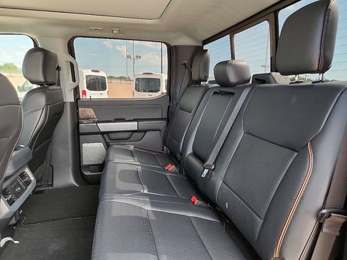 New 2025 Ford F350 Lariat w/ Lariat Ultimate Package image 5