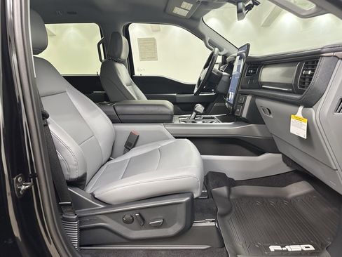 New 2025 Ford F150 Lightning Flash image 18
