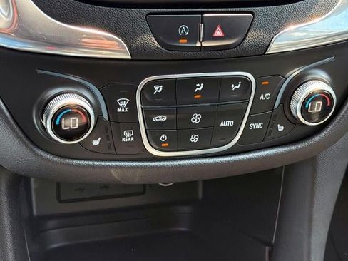 Used 2023 Chevrolet Equinox LT w/ Driver Convenience Package AWD/4WD image 25