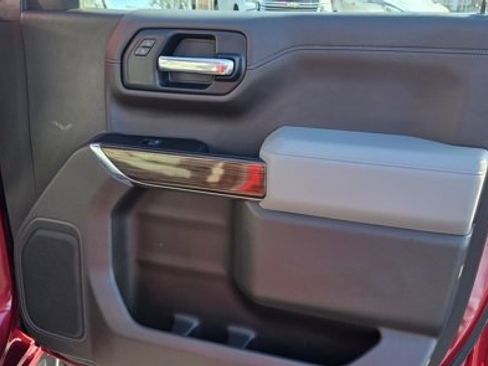 Used 2022 Chevrolet Silverado 1500 RST image 15