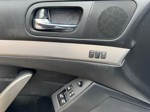 Used 2012 INFINITI G37 x w/ Premium Pkg image 23