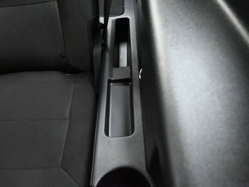 Certified 2022 Ford Explorer XLT image 30