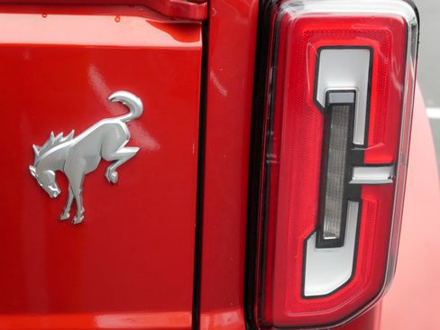 Used 2022 Ford Bronco Outer Banks image 17