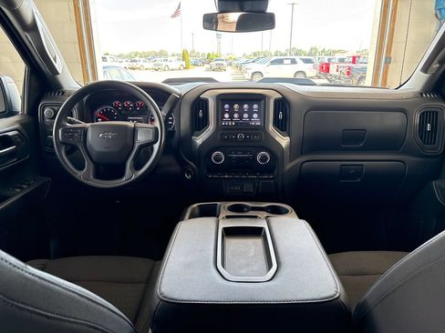 Used 2022 Chevrolet Silverado 1500 Custom Trail Boss AWD/4WD image 20