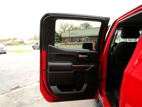 Used 2019 Chevrolet Silverado 1500 LT Trail Boss image 36