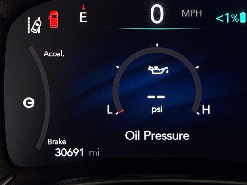 Used 2023 Chrysler Pacifica Pinnacle FWD image 19