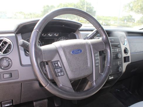 Used 2011 Ford F150 XLT w/ XLT Chrome Pkg RWD image 12