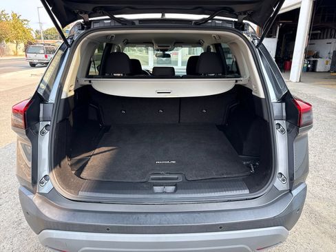 Used 2023 Nissan Rogue S AWD/4WD image 23