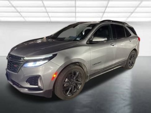 Certified 2023 Chevrolet Equinox RS w/ RS Leather Package image 4