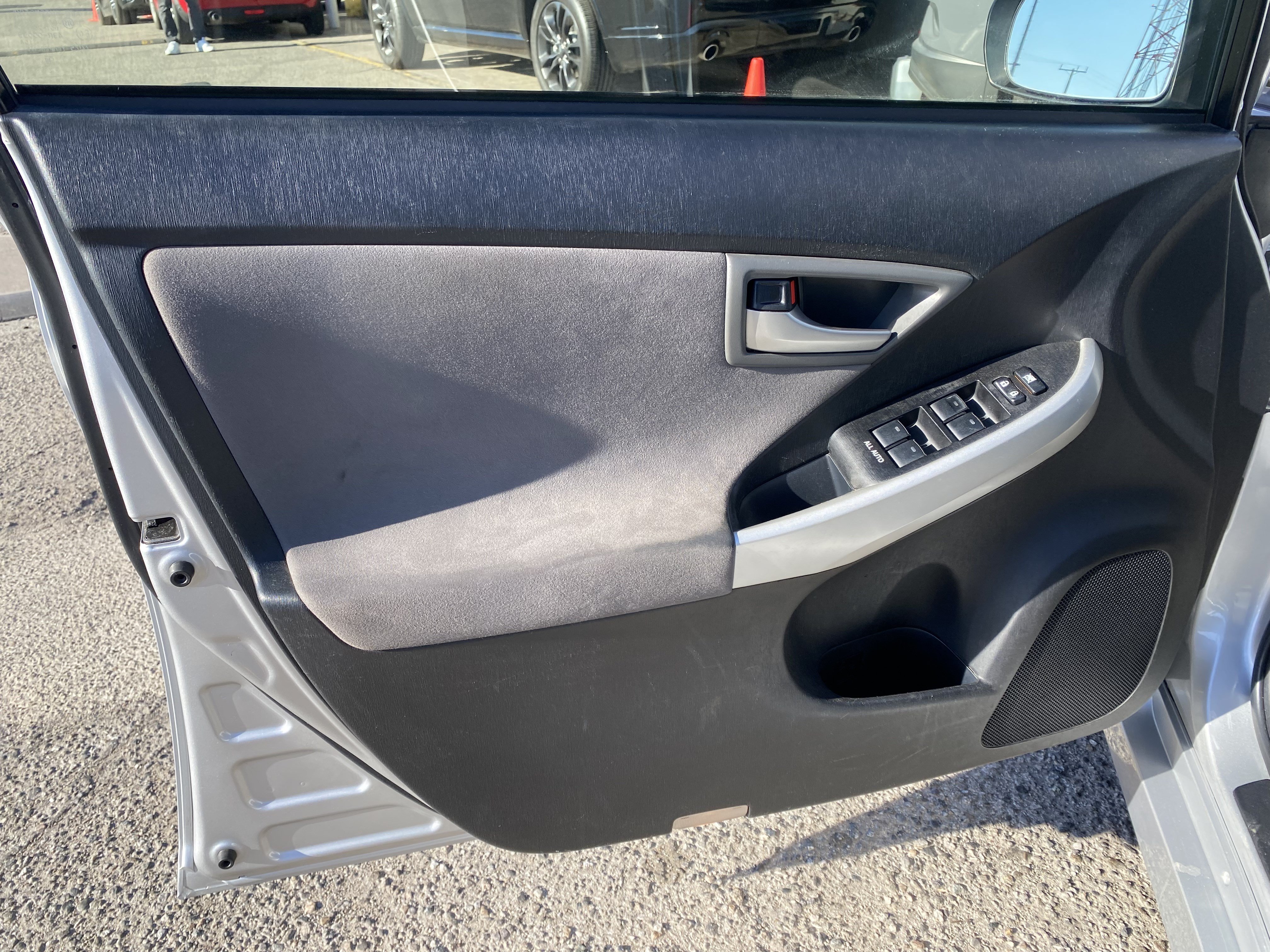 Used 2015 Toyota Prius Two FWD image 14
