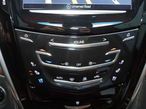 Used 2020 Cadillac Escalade Luxury image 22