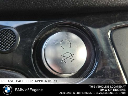Used 2017 Mercedes-Benz SL 550 image 30