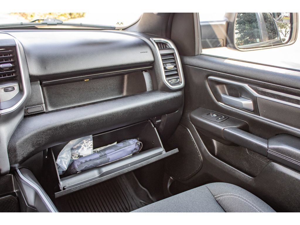 Used 2023 RAM 1500 Big Horn AWD/4WD image 52
