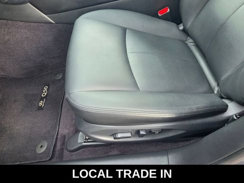 Used 2019 INFINITI Q50 Luxe w/ Essential Package (3.0T Luxe) AWD/4WD image 14
