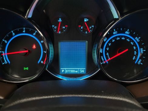 Used 2015 Chevrolet Cruze LTZ w/ Sun, Sound and Sport Package image 23