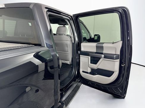 Used 2020 Ford F150 XLT w/ Equipment Group 302A Luxury AWD/4WD image 29