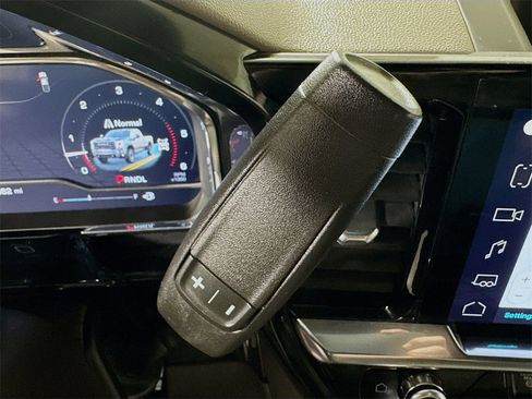 Used 2024 GMC Sierra 3500 SLT w/ Texas SLT Premium Package image 15